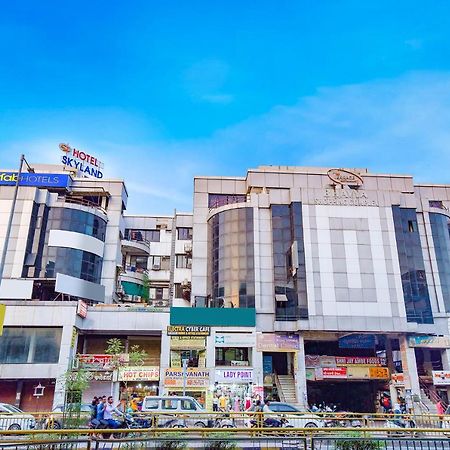 Fabhotel Skyland Ahmedabad Esterno foto