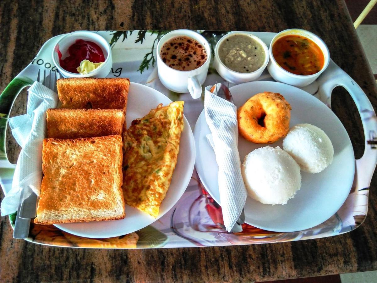 Fabhotel Skyland Ahmedabad Esterno foto