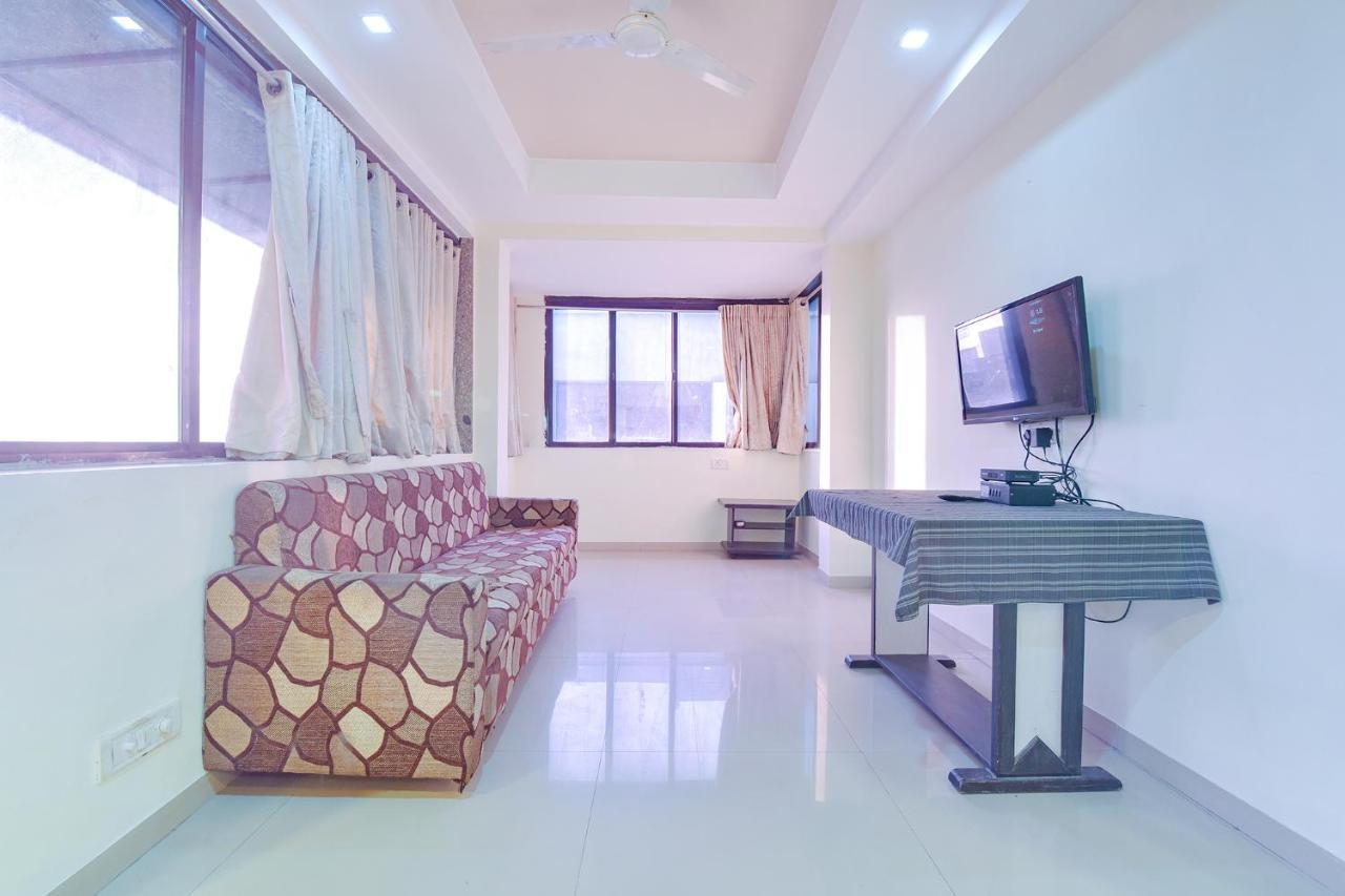 Fabhotel Skyland Ahmedabad Esterno foto