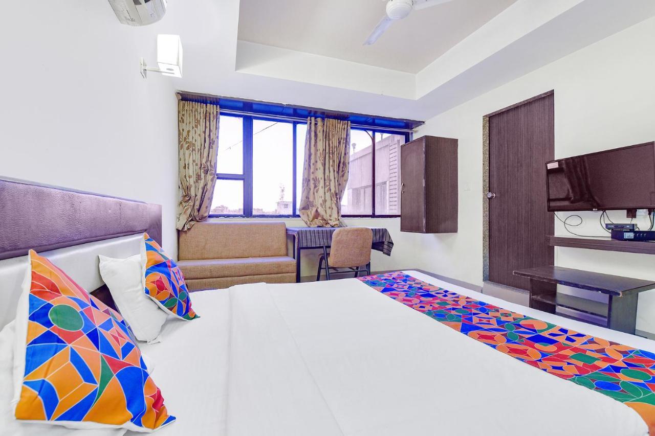 Fabhotel Skyland Ahmedabad Esterno foto